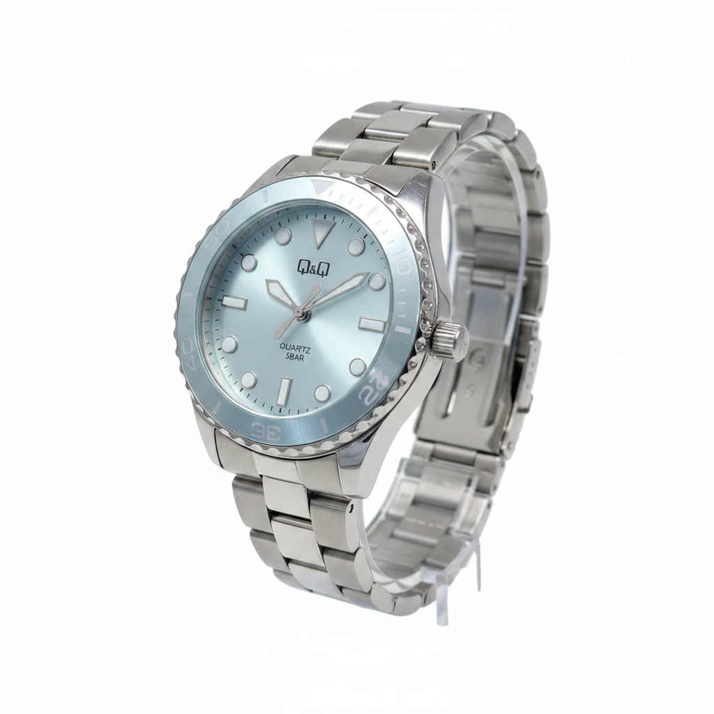 Reloj Q&Q escafandro azul hielo - vista diagonal