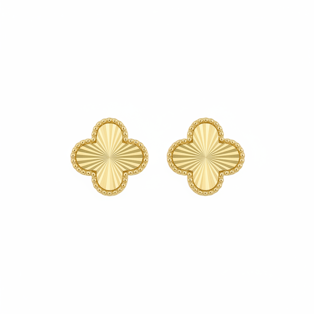 Aretes trébol oro 18k fondo blanco