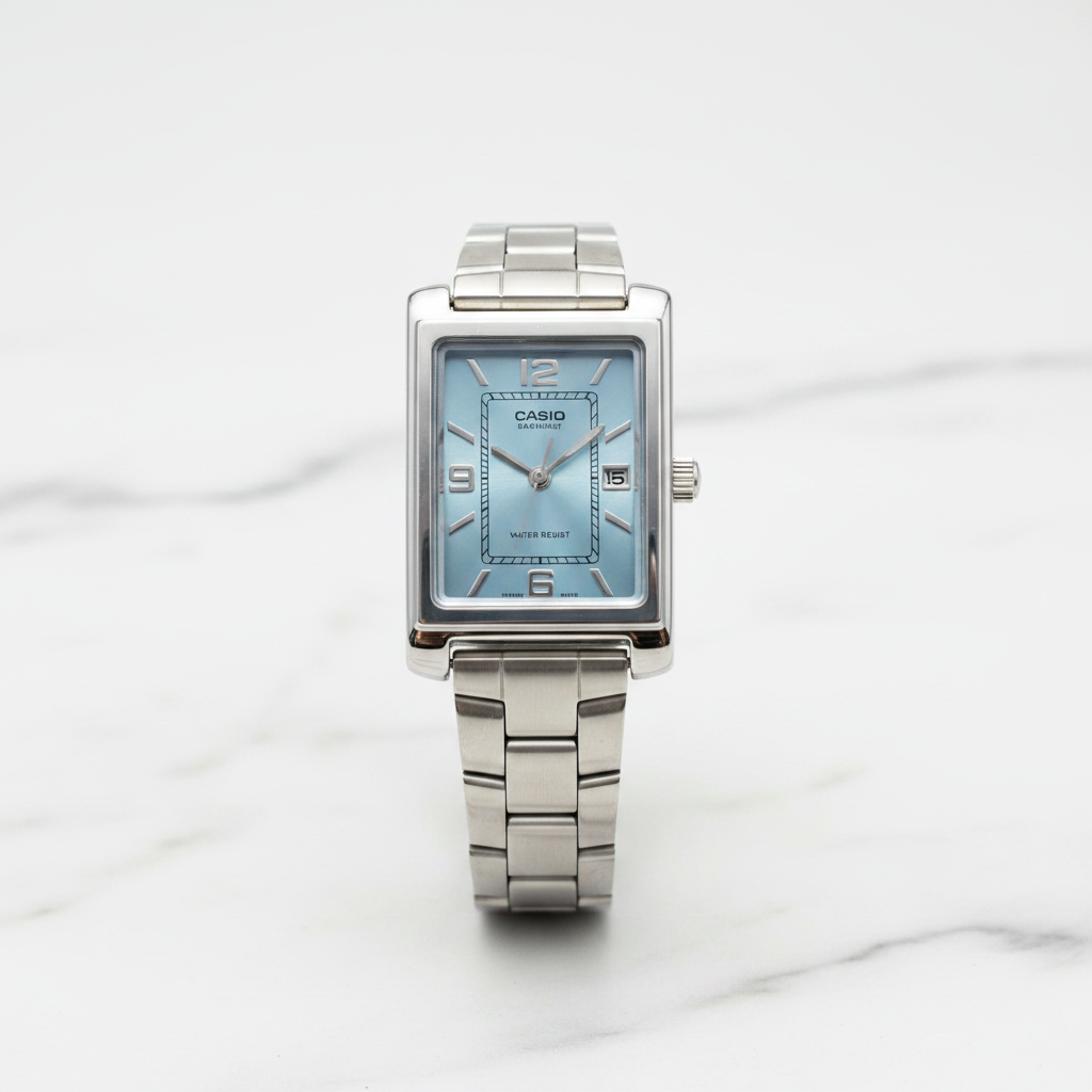 Reloj Casio rectangular — vista frontal flat lay