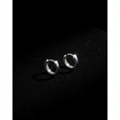Candonga Oro Blanco 18K fondo negro editorial