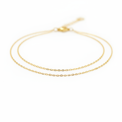 Detalle eslabones cadena oro 18k