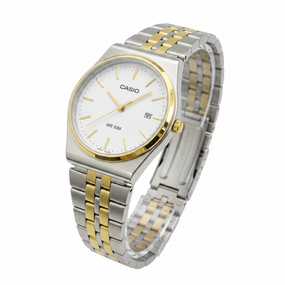 Casio Bicolor REF 18203 - ángulo 45 grados fondo blanco